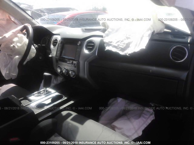 5TFRY5F18GX200722 - 2016 TOYOTA TUNDRA DOUBLE CAB SR/SR5 GRAY photo 5