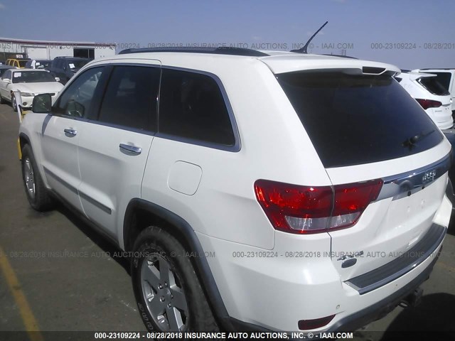 1C4RJFCT3CC166755 - 2012 JEEP GRAND CHEROKEE OVERLAND WHITE photo 3