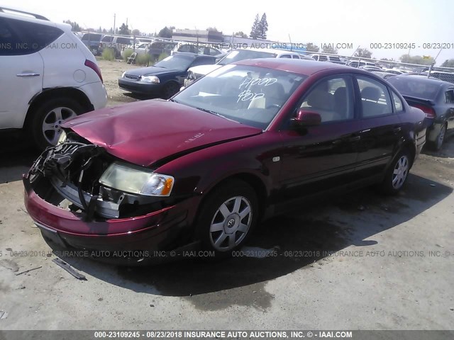 WVWMA23B5YP152124 - 2000 VOLKSWAGEN PASSAT GLS BURGUNDY photo 2