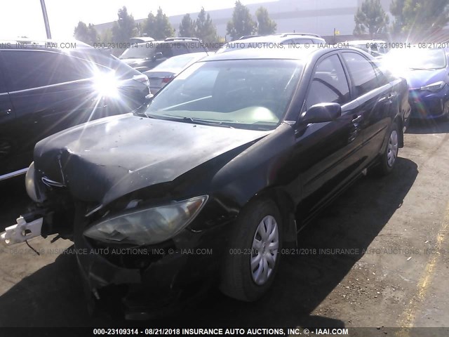JTDBE32K650302863 - 2005 TOYOTA CAMRY LE/XLE/SE Қара фото 2