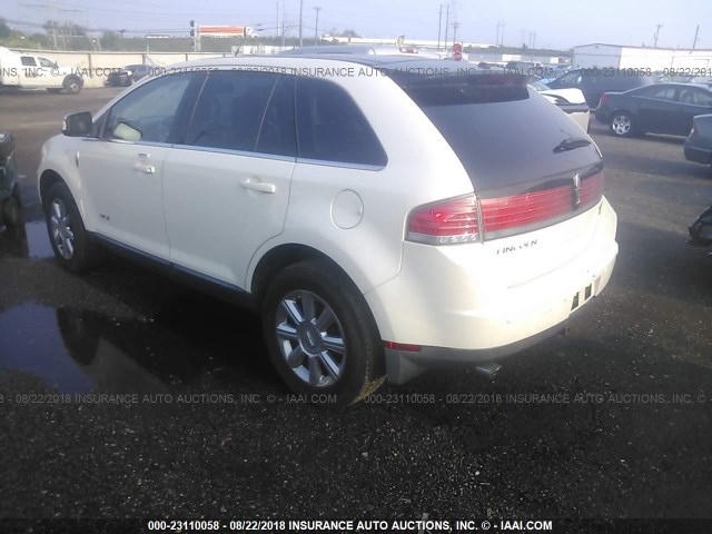 2LMDU88C98BJ26547 - 2008 LINCOLN MKX WHITE photo 3