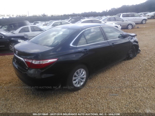 4T1BF1FK4GU211111 - 2016 TOYOTA CAMRY LE/XLE/SE/XSE 黑色 照片 4