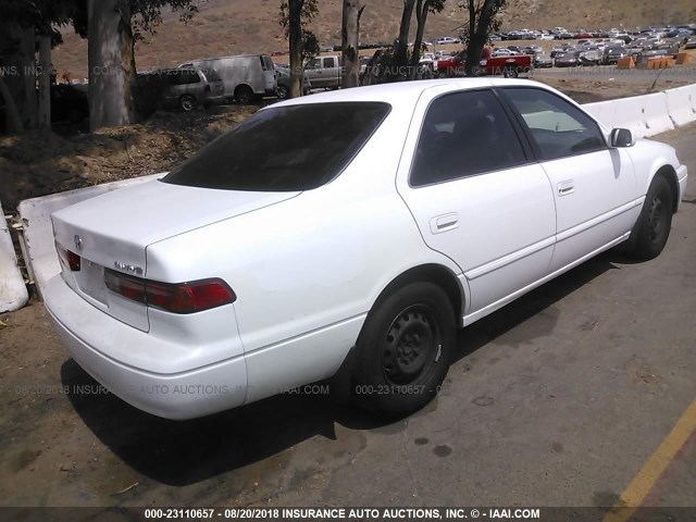 4T1BG22K6XU902164 - 1999 TOYOTA CAMRY CE/LE/XLE 白色 照片 4