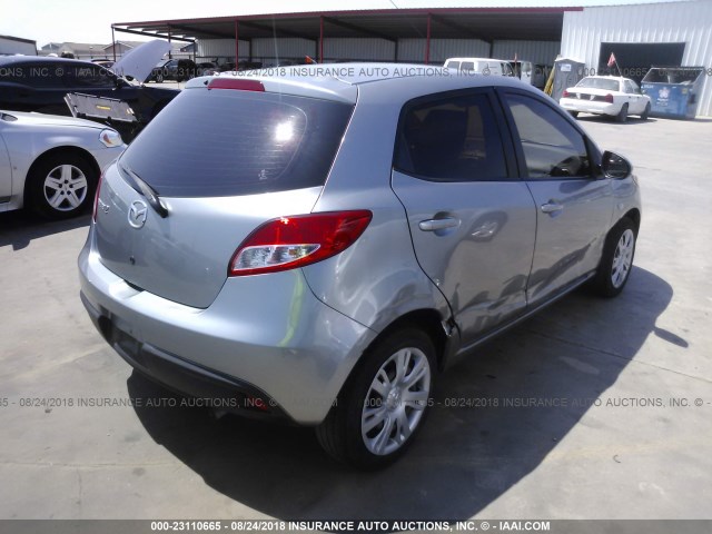 JM1DE1KY1E0187431 - 2014 MAZDA MAZDA2 SPORT GRAY photo 4