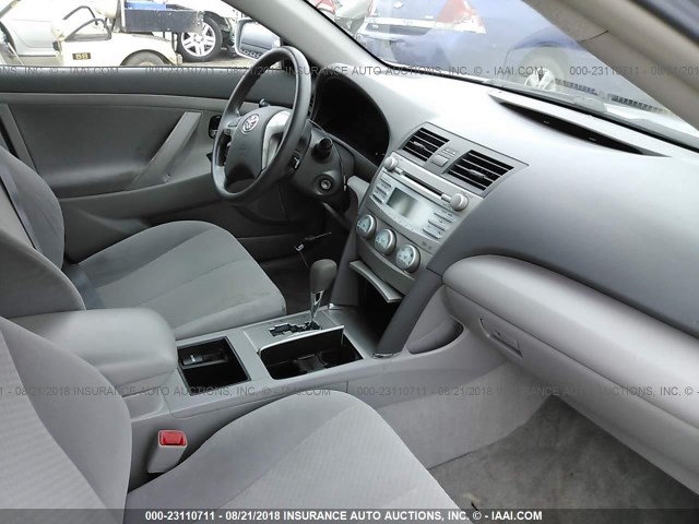 4T1BE46K57U168984 - 2007 TOYOTA CAMRY NEW GENERAT CE/LE/XLE/SE SILVER photo 5