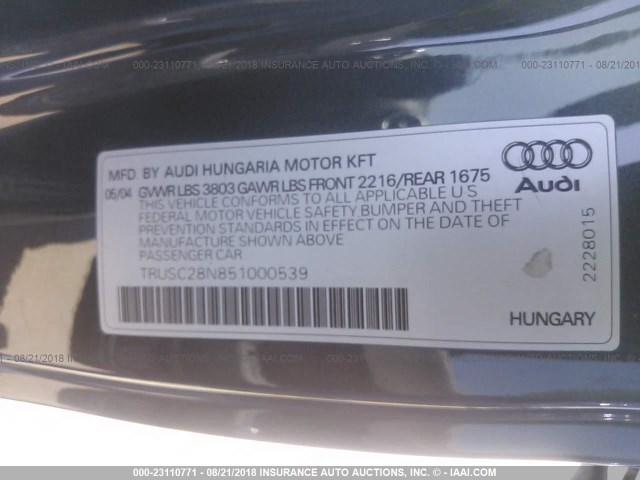 TRUSC28N851000539 - 2005 AUDI TT GRAY photo 9