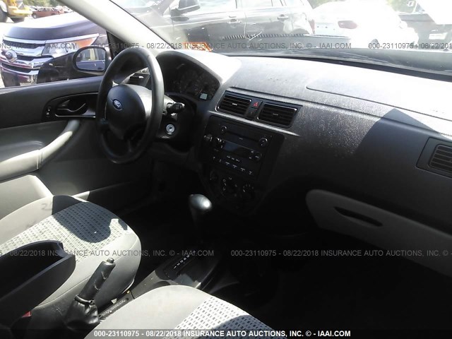 1FAFP34N87W117514 - 2007 FORD FOCUS ZX4/S/SE/SES შავი ფოტო 5