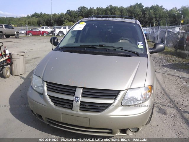 2D4GP44L55R118714 - 2005 DODGE GRAND CARAVAN SXT GOLD photo 6