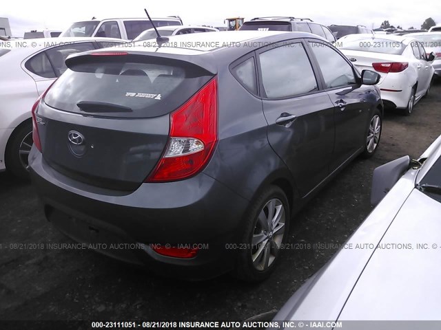 KMHCU5AE7DU101507 - 2013 HYUNDAI ACCENT GLS/SE GRAY photo 4