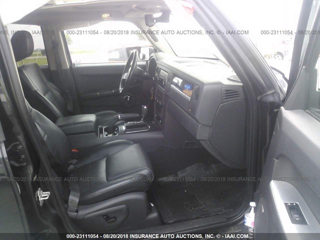 1J8HG48K89C509706 - 2009 JEEP COMMANDER SPORT BLACK photo 5