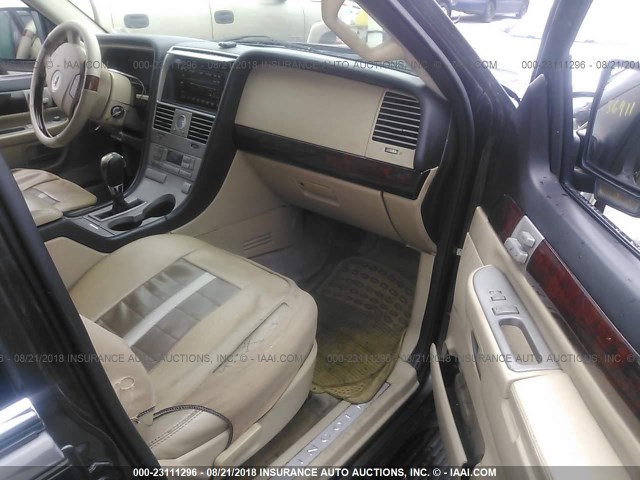 5LMEU88H05ZJ13249 - 2005 LINCOLN AVIATOR GRAY photo 5