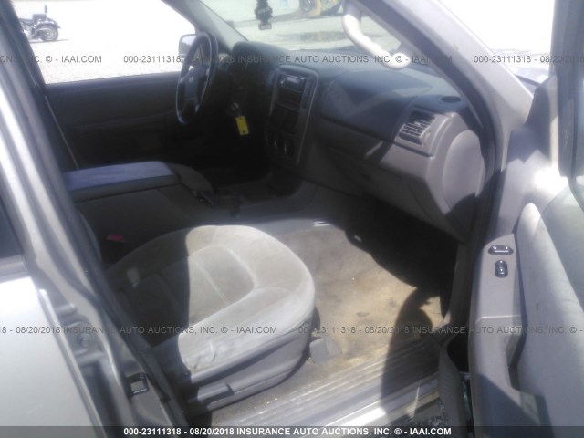 1FMZU63K95UA09285 - 2005 FORD EXPLORER XLT/XLT SPORT/NBX 银色 照片 5