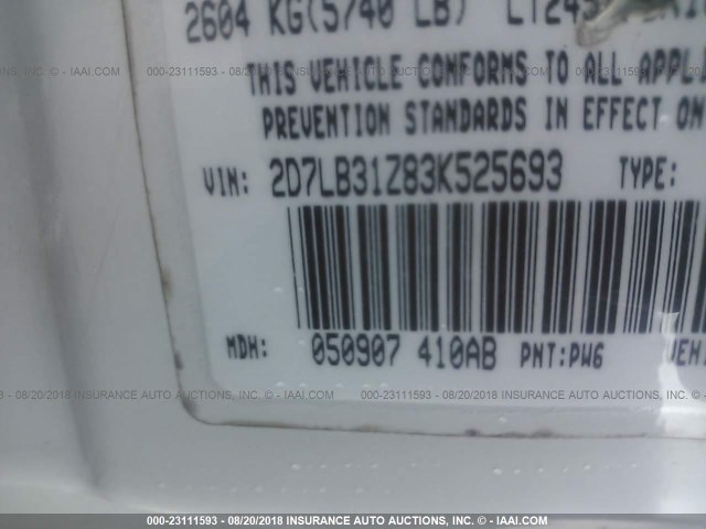 2D7LB31Z83K525693 - 2003 DODGE RAM VAN B3500 WHITE photo 9