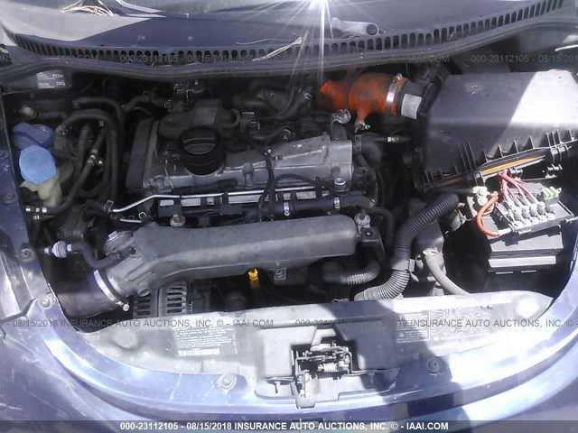 3VWDD21C6YM464796 - 2000 VOLKSWAGEN NEW BEETLE ლურჯი ფოტო 10