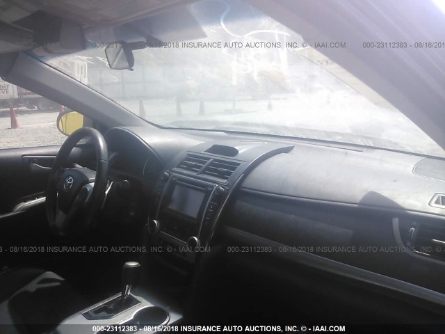 4T1BF1FKXDU298704 - 2013 TOYOTA CAMRY L/SE/LE/XLE BLACK photo 5
