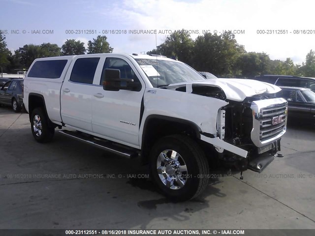 1GT12SEG9GF129135 - 2016 GMC SIERRA K2500 SLE WHITE photo 1