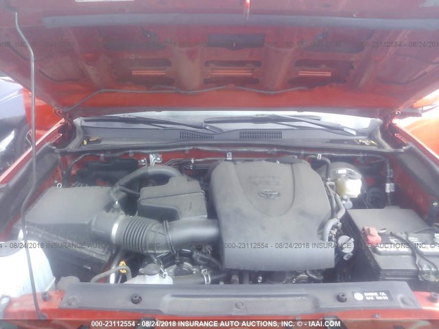 3TMCZ5AN5HM083105 - 2017 TOYOTA TACOMA DBL CAB/SR/TRDSPT/OR/PRO ნარინჯისფერი ფოტო 10