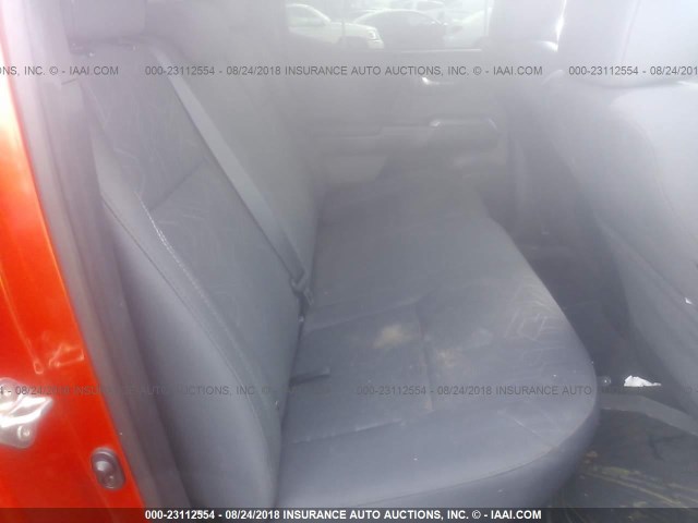3TMCZ5AN5HM083105 - 2017 TOYOTA TACOMA DBL CAB/SR/TRDSPT/OR/PRO ნარინჯისფერი ფოტო 8