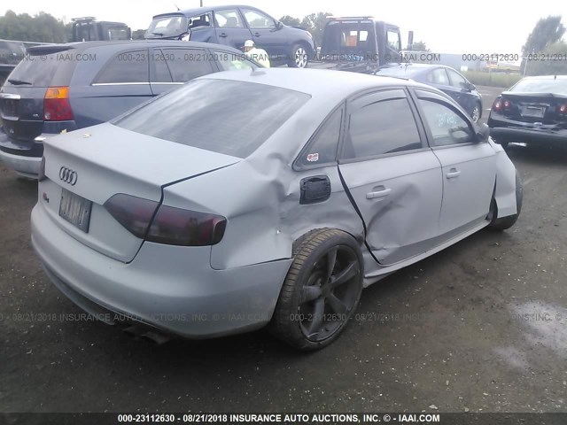 WAUKGAFL2CA072261 - 2012 AUDI S4 PRESTIGE GRAY photo 4