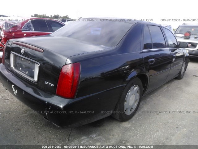 1G6KF5792YU337818 - 2000 CADILLAC DEVILLE DTS BLACK photo 4