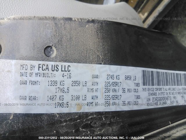 2C4RDGBGXGR348712 - 2016 DODGE GRAND CARAVAN SE SILVER photo 9