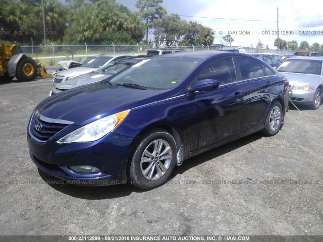 5NPEB4AC4DH511896 - 2013 HYUNDAI SONATA GLS Dark Blue photo 2