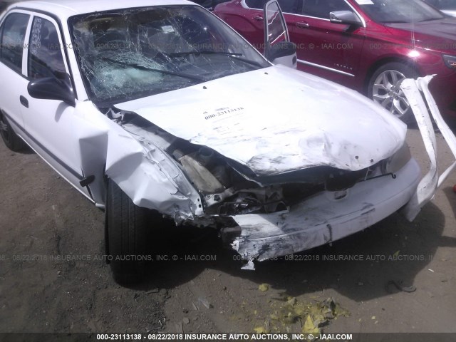 1Y1SK52822Z425877 - 2002 CHEVROLET GEO PRIZM LSI WHITE photo 6