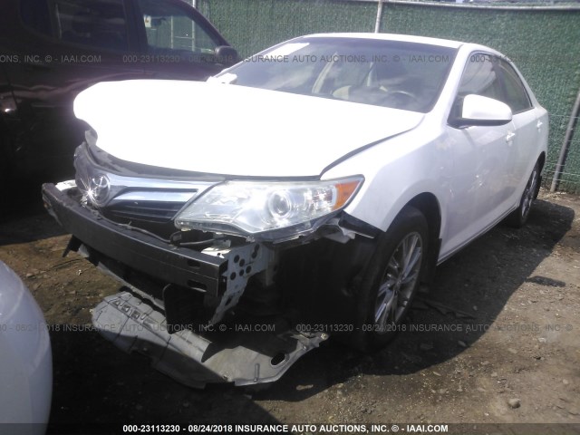 4T1BF1FK0CU520018 - 2012 TOYOTA CAMRY SE/LE/XLE 白色 照片 2