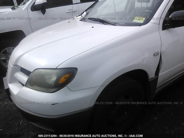 JA4LZ31GX3U044353 - 2003 MITSUBISHI OUTLANDER LS WHITE photo 6