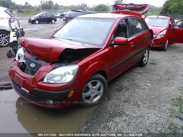 KNADE163566083759 - 2006 KIA RIO 5 RED photo 2