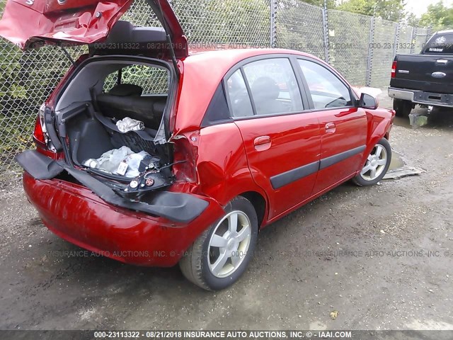 KNADE163566083759 - 2006 KIA RIO 5 RED photo 4