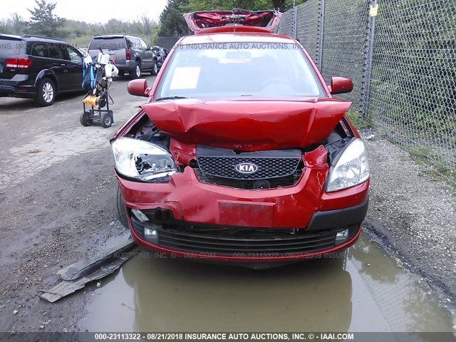 KNADE163566083759 - 2006 KIA RIO 5 RED photo 6