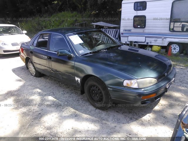 4T1BG12K7TU786199 - 1996 TOYOTA CAMRY DX/LE/XLE GREEN photo 1