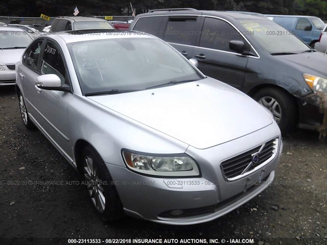 YV1390MSXA2496164 - 2010 VOLVO S40 2.4I SILVER photo 1