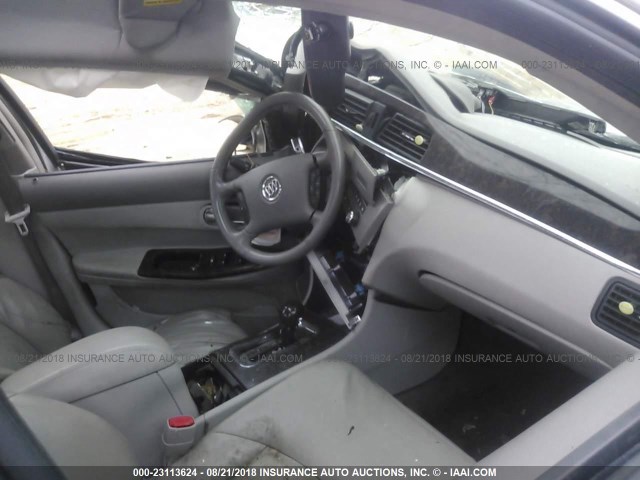 2G4WN58C581243080 - 2008 BUICK LACROSSE SUPER SERIES SILVER photo 5