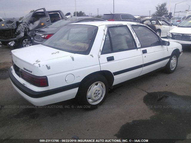 1G1LD55M5RY142135 - 1994 CHEVROLET CORSICA WHITE photo 4