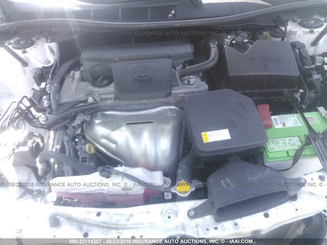 4T1BF1FK8FU980306 - 2015 TOYOTA CAMRY LE/XLE/SE/XSE 白色 照片 10