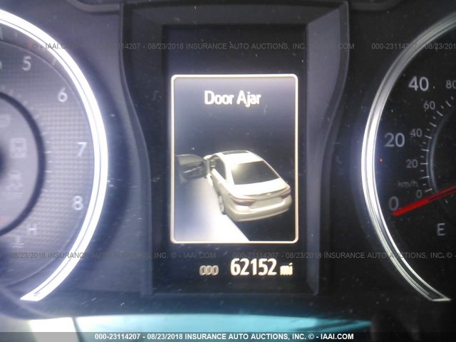 4T1BF1FK8FU980306 - 2015 TOYOTA CAMRY LE/XLE/SE/XSE 白色 照片 7