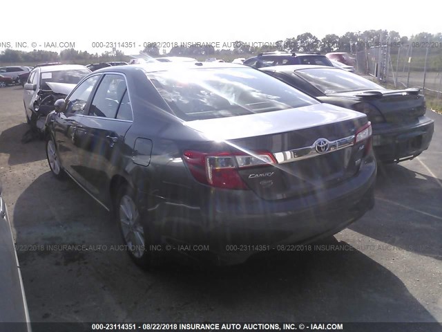 4T1BD1FK9DU068674 - 2013 TOYOTA CAMRY HYBRID/LE/XLE GRAY photo 3