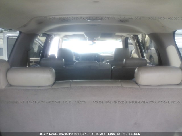 3GNEC16Z35G160344 - 2005 CHEVROLET SUBURBAN C1500 WHITE photo 8