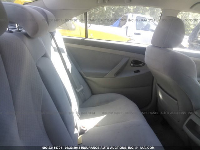 4T1BE46K49U412286 - 2009 TOYOTA CAMRY SE/LE/XLE GRAY photo 8
