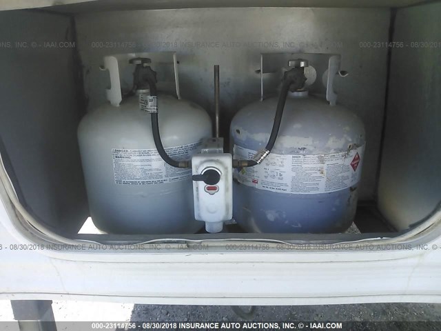 4X4FCKY258K007605 - 2008 FOREST RIVER CHEROKEE GRAEY WOLF  WHITE photo 10