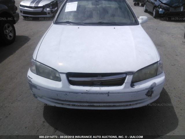 4T1BG22K01U839764 - 2001 TOYOTA CAMRY CE/LE/XLE 白色 照片 6