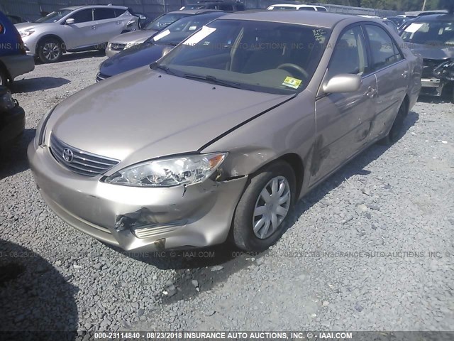4T1BE32K15U959932 - 2005 TOYOTA CAMRY LE/XLE/SE Алтын фото 2
