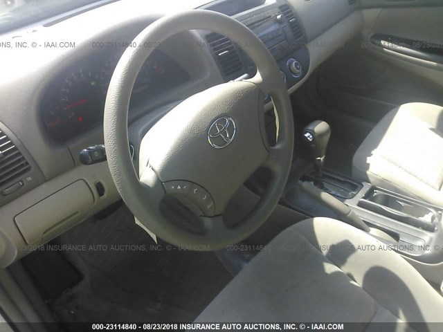 4T1BE32K15U959932 - 2005 TOYOTA CAMRY LE/XLE/SE Алтын фото 5