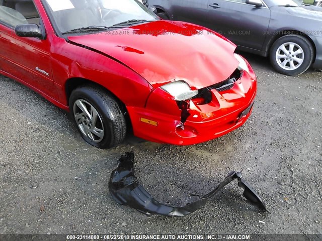 1G2JB124227478679 - 2002 PONTIAC SUNFIRE SE RED photo 6