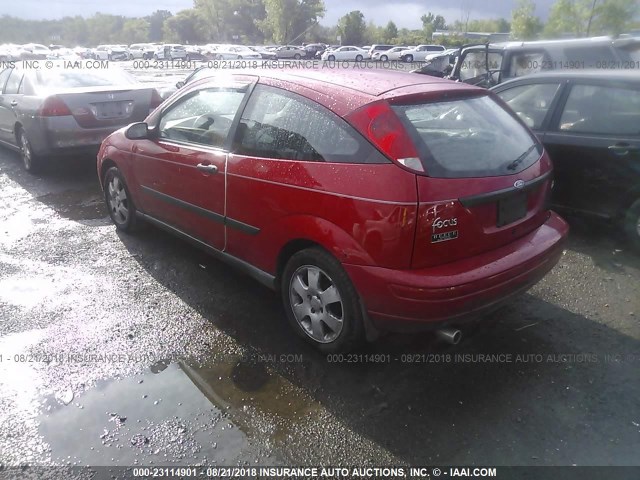 3FAFP31321R176314 - 2001 FORD FOCUS ZX3 RED photo 3