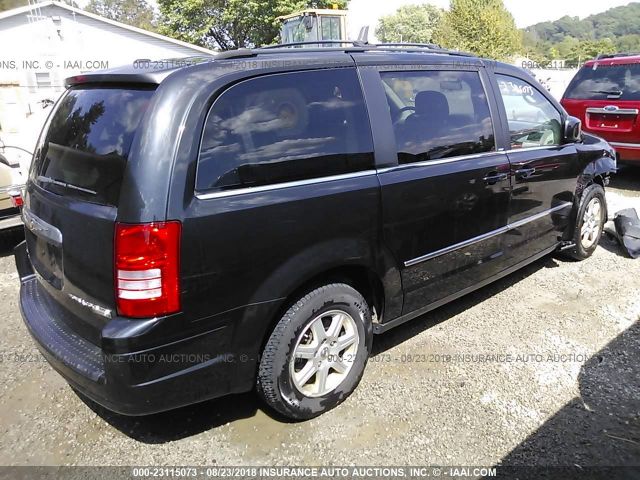 2A4RR5D19AR440846 - 2010 CHRYSLER TOWN & COUNTRY TOURING BLACK photo 4