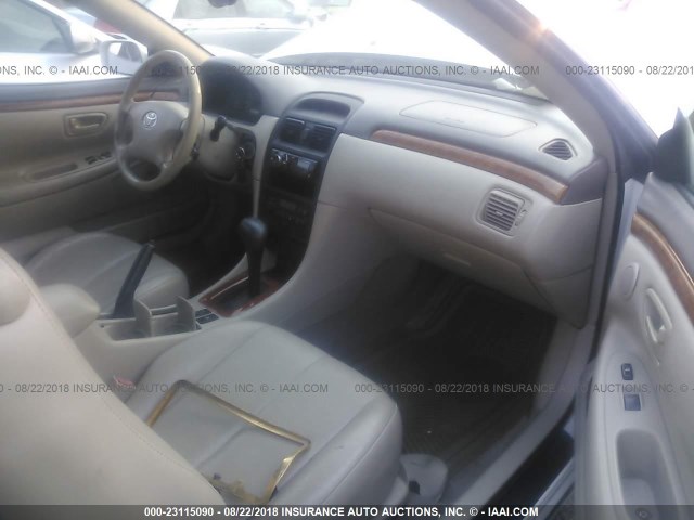 2T1FF28P03C608665 - 2003 TOYOTA CAMRY SOLARA SE/SLE თეთრი ფოტო 5