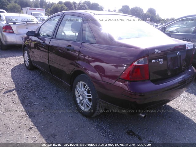 1FAFP34N97W360393 - 2007 FORD FOCUS ZX4/S/SE/SES წითელი ფოტო 3